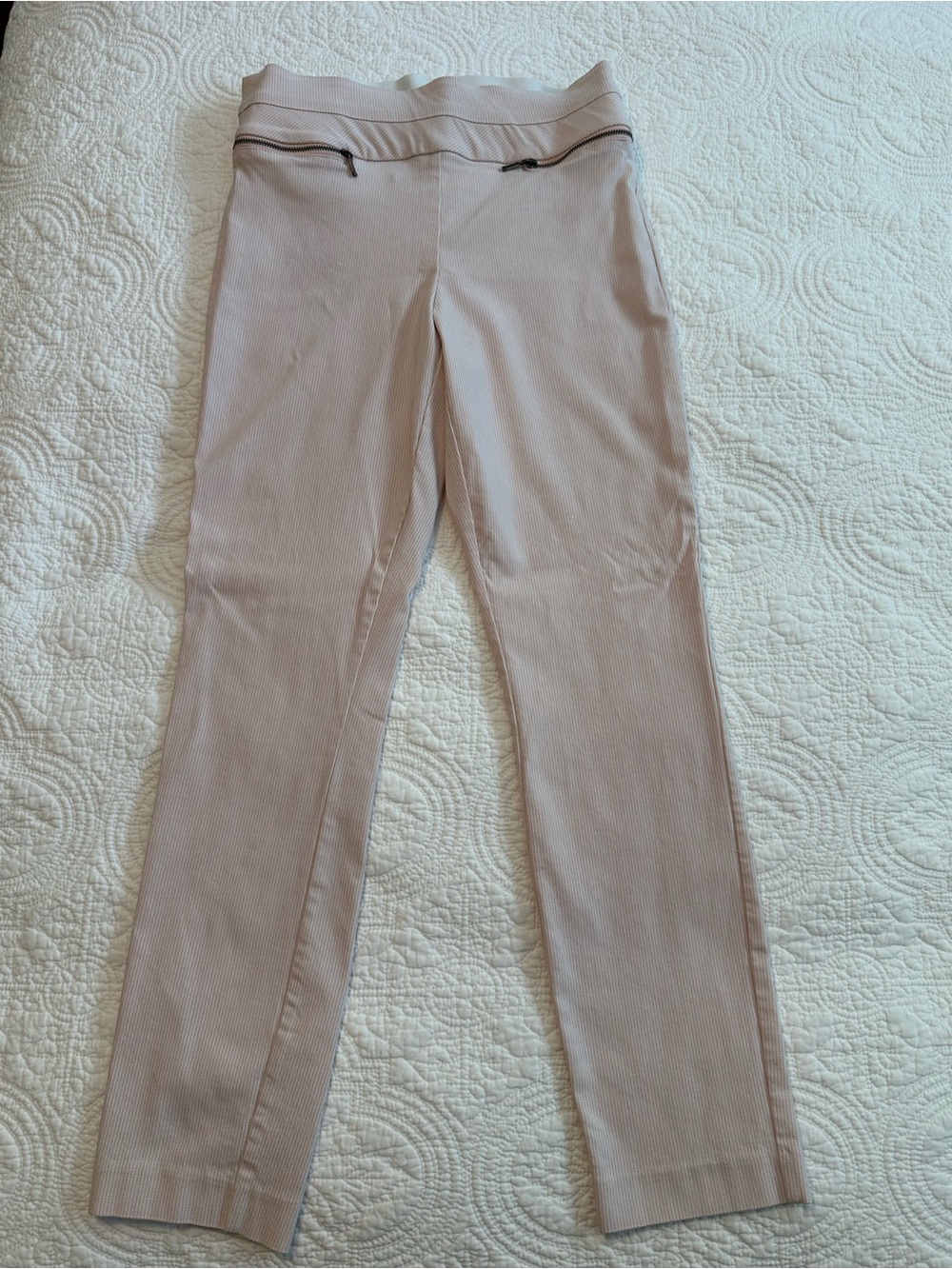 Candie’s Audrey Pull-On Blush Pink Pin-stripe Casual Work Pants – Women’s M